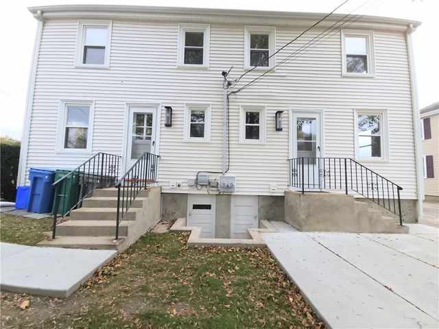 1 Shangri-La Lane, Middletown, RI 02842