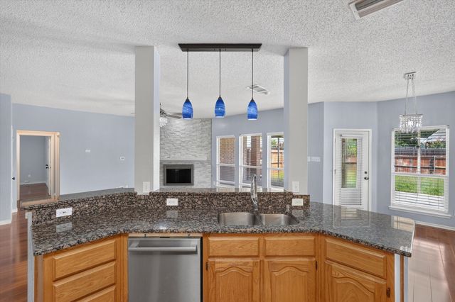 3113 Lochaven Drive, Rowlett, TX 75088