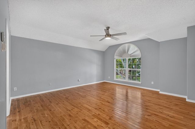 3113 Lochaven Drive, Rowlett, TX 75088