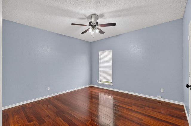 3113 Lochaven Drive, Rowlett, TX 75088