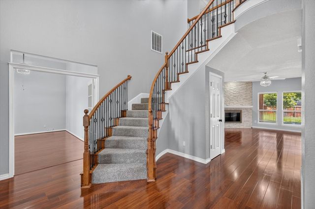 3113 Lochaven Drive, Rowlett, TX 75088