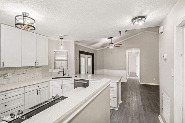 203 SOLANO CAY Circle, Ponte Vedra Beach, FL 32082