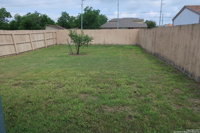 235 ANNE LOUISE DR, New Braunfels, TX 78130