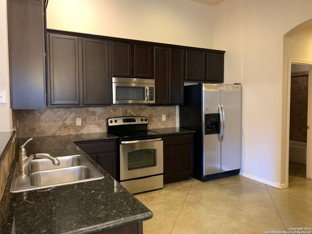 235 ANNE LOUISE DR, New Braunfels, TX 78130