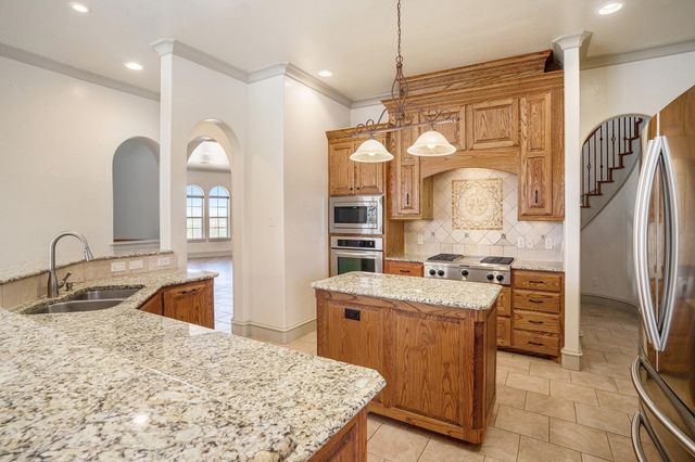 7713 Lakeview Circle, Fort Worth, TX 76179