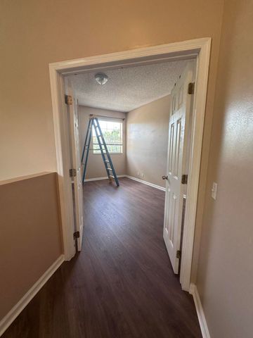 9761 NW 2nd Street, Coral Springs, FL 33071
