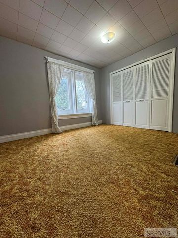 2050 E 73rd S, Idaho Falls, ID 83404