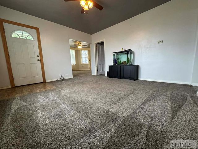 2050 E 73rd S, Idaho Falls, ID 83404