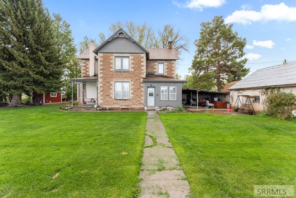 2050 E 73rd S, Idaho Falls, ID 83404