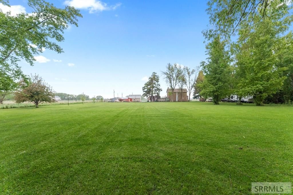 Image 35 of property listing at 2050 E 73rd S, Idaho Falls, ID 83404