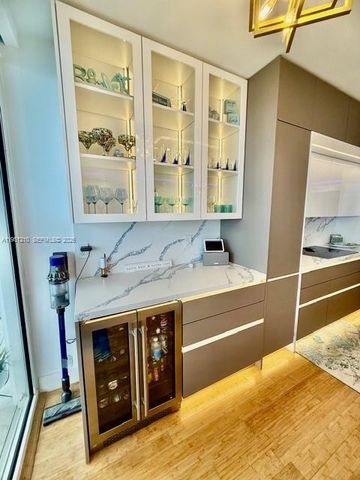 6365 Collins Ave 3102, Miami Beach, FL 33141