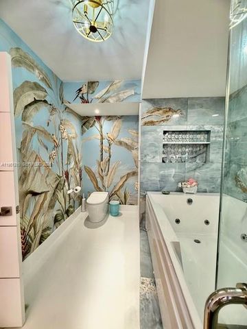 6365 Collins Ave 3102, Miami Beach, FL 33141