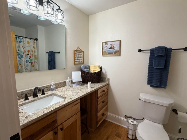 188 Lakeside Drive, Jacksonville, TX 75766
