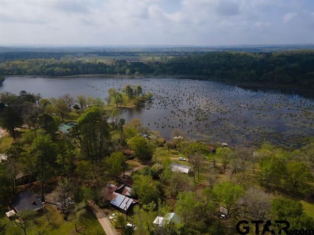188 Lakeside Drive, Jacksonville, TX 75766