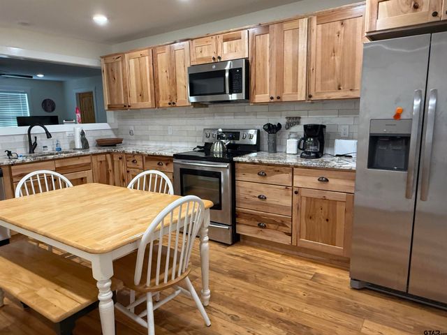 188 Lakeside Drive, Jacksonville, TX 75766