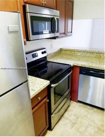 22102 Glenmoor Dr 102, West Palm Beach, FL 33409