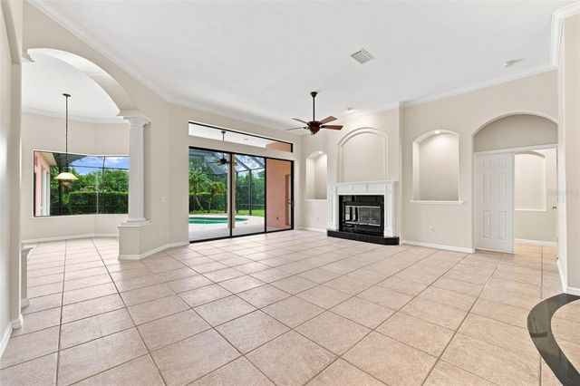 10609 CHEVAL PLACE, Bradenton, FL 34202