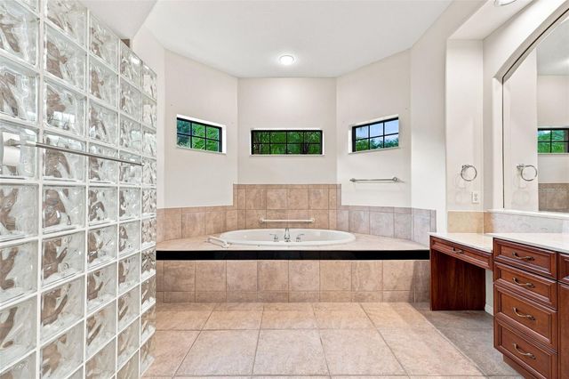 10609 CHEVAL PLACE, Bradenton, FL 34202