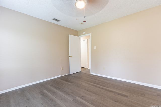 5814 PINEWAY ST, San Antonio, TX 78247