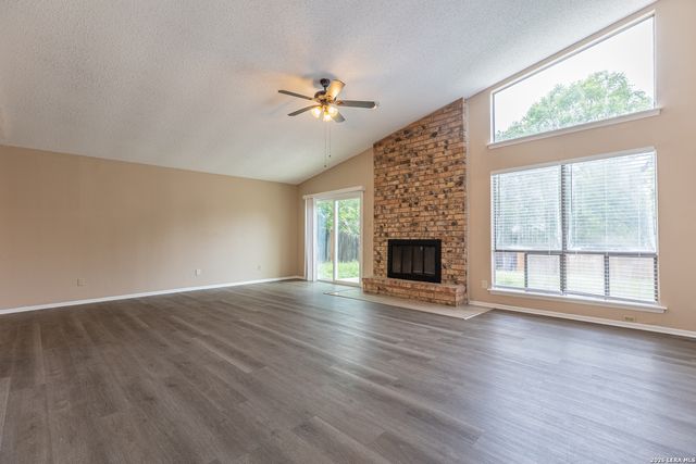 5814 PINEWAY ST, San Antonio, TX 78247