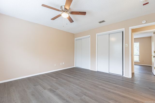 5814 PINEWAY ST, San Antonio, TX 78247