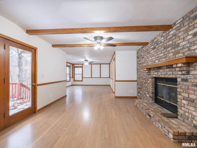 221 WARRIOR Way, Germantown Hills, IL 61528