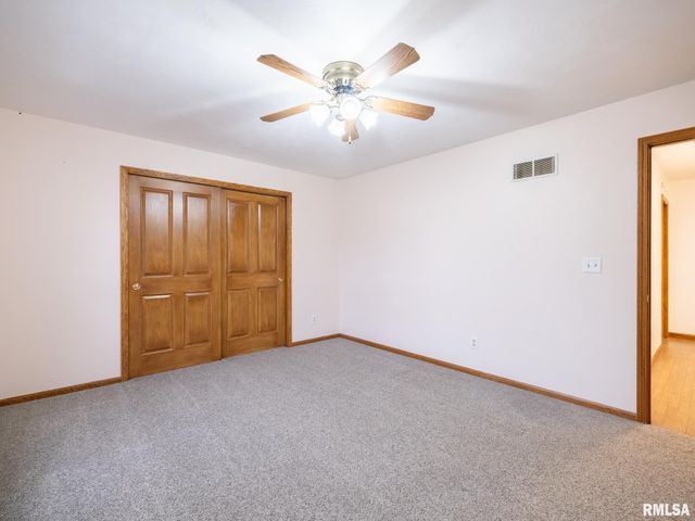 221 WARRIOR Way, Germantown Hills, IL 61528