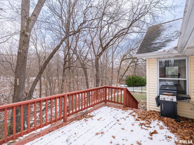 221 WARRIOR Way, Germantown Hills, IL 61528