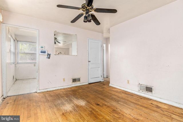 4816 8TH ST NE, Washington, DC 20017
