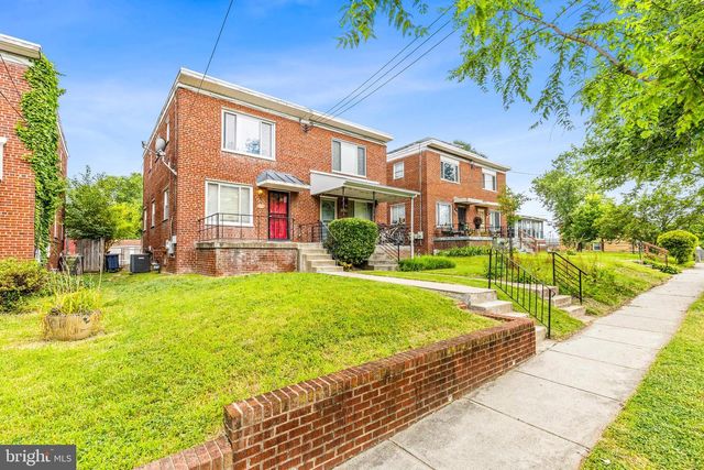 4816 8TH ST NE, Washington, DC 20017