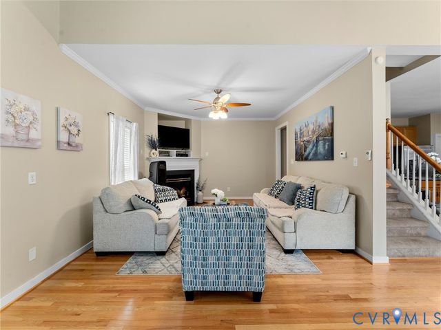 1312 Hawkins Wood Cir, Midlothian, VA 23114