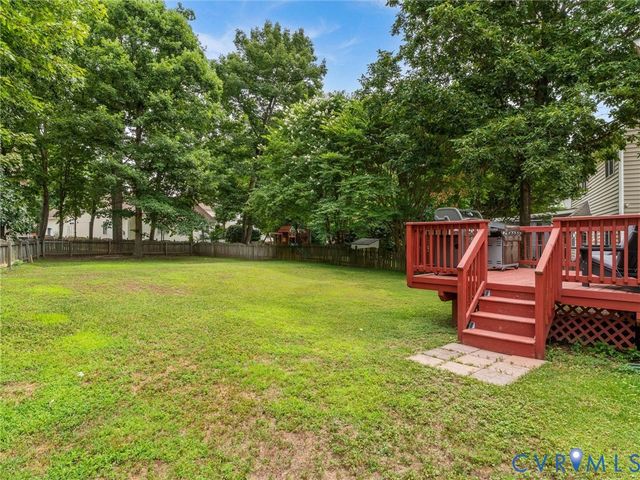 1312 Hawkins Wood Cir, Midlothian, VA 23114