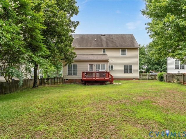 1312 Hawkins Wood Cir, Midlothian, VA 23114