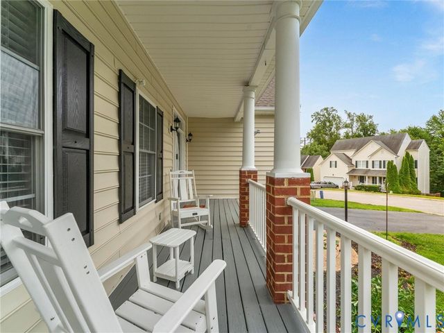 1312 Hawkins Wood Cir, Midlothian, VA 23114