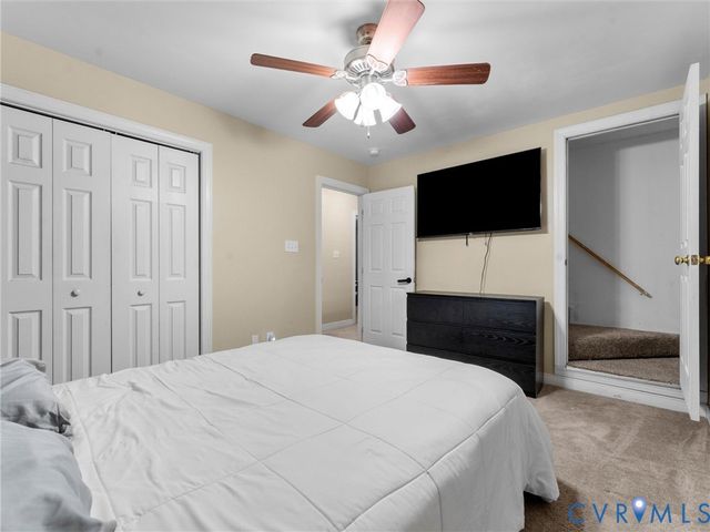 1312 Hawkins Wood Cir, Midlothian, VA 23114