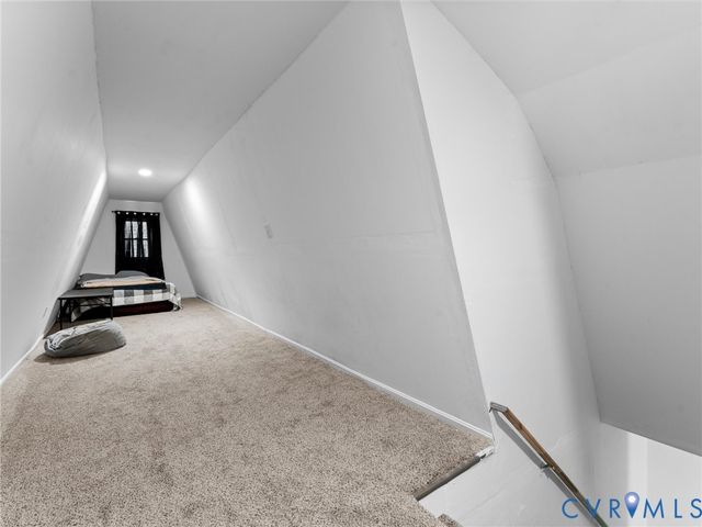 1312 Hawkins Wood Cir, Midlothian, VA 23114