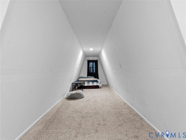 1312 Hawkins Wood Cir, Midlothian, VA 23114