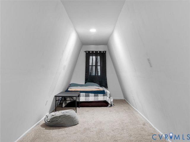 1312 Hawkins Wood Cir, Midlothian, VA 23114