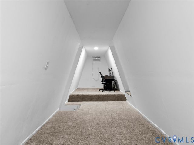 1312 Hawkins Wood Cir, Midlothian, VA 23114