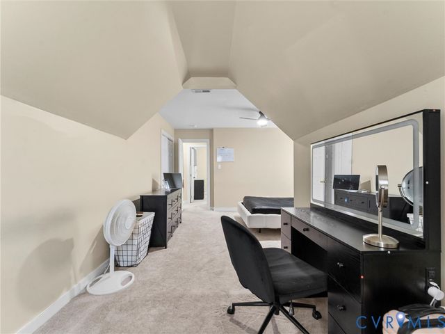 1312 Hawkins Wood Cir, Midlothian, VA 23114