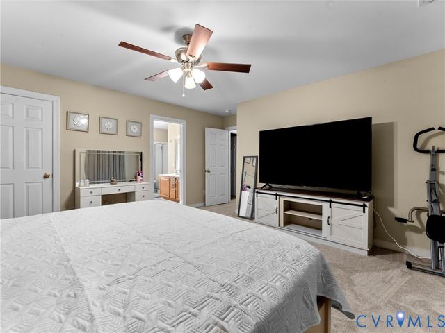 1312 Hawkins Wood Cir, Midlothian, VA 23114