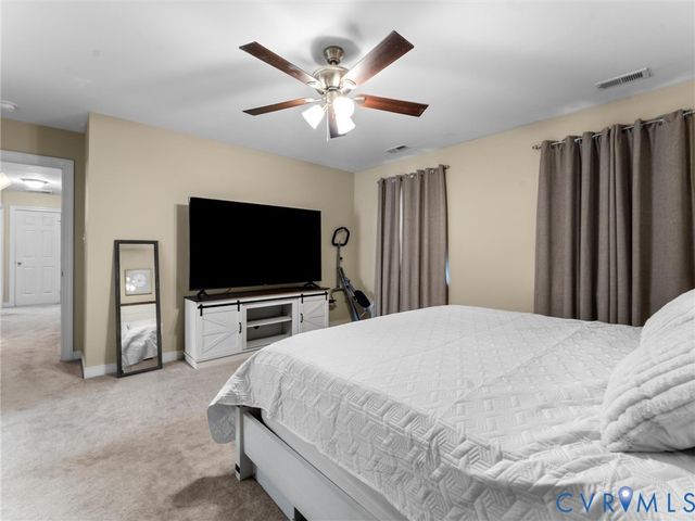 1312 Hawkins Wood Cir, Midlothian, VA 23114