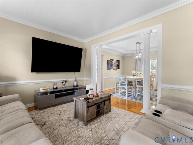 1312 Hawkins Wood Cir, Midlothian, VA 23114