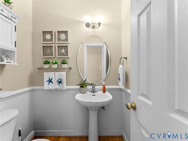 1312 Hawkins Wood Cir, Midlothian, VA 23114