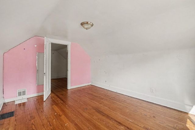 4112 Vinedale Avenue, Cincinnati, OH 45205