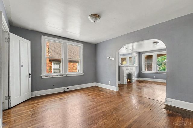 4112 Vinedale Avenue, Cincinnati, OH 45205