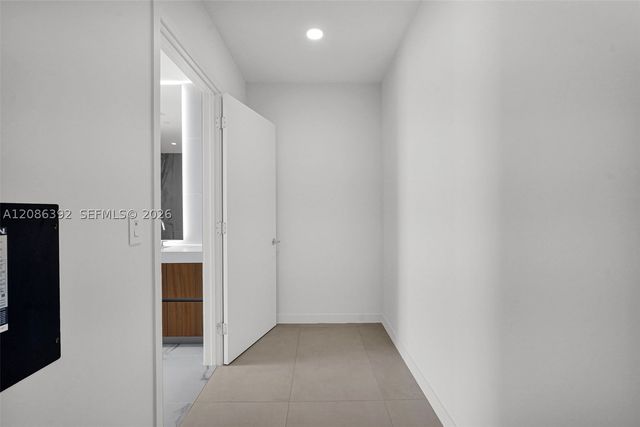 1400 Biscayne Blvd 3705, Miami, FL 33132