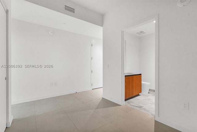 1400 Biscayne Blvd 3705, Miami, FL 33132
