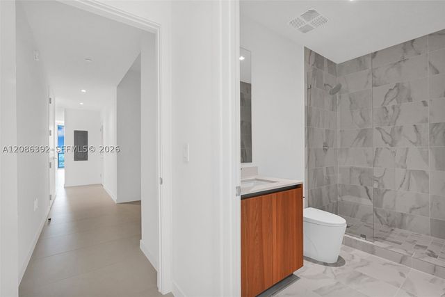 1400 Biscayne Blvd 3705, Miami, FL 33132