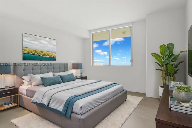 1400 Biscayne Blvd 3705, Miami, FL 33132
